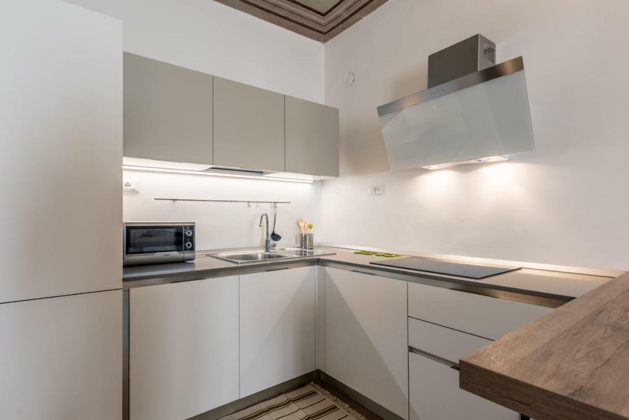 Lagom Apartment เตรนโต ภายนอก รูปภาพ